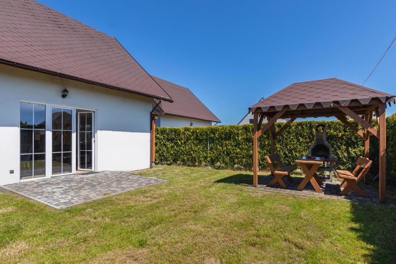 Holiday Houses Alana & Alva With Garden By Noclegi Renters Miedzywodzie Luaran gambar
